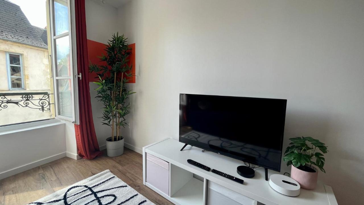 Appartement L'Artiste En Duplex à Nevers Extérieur photo